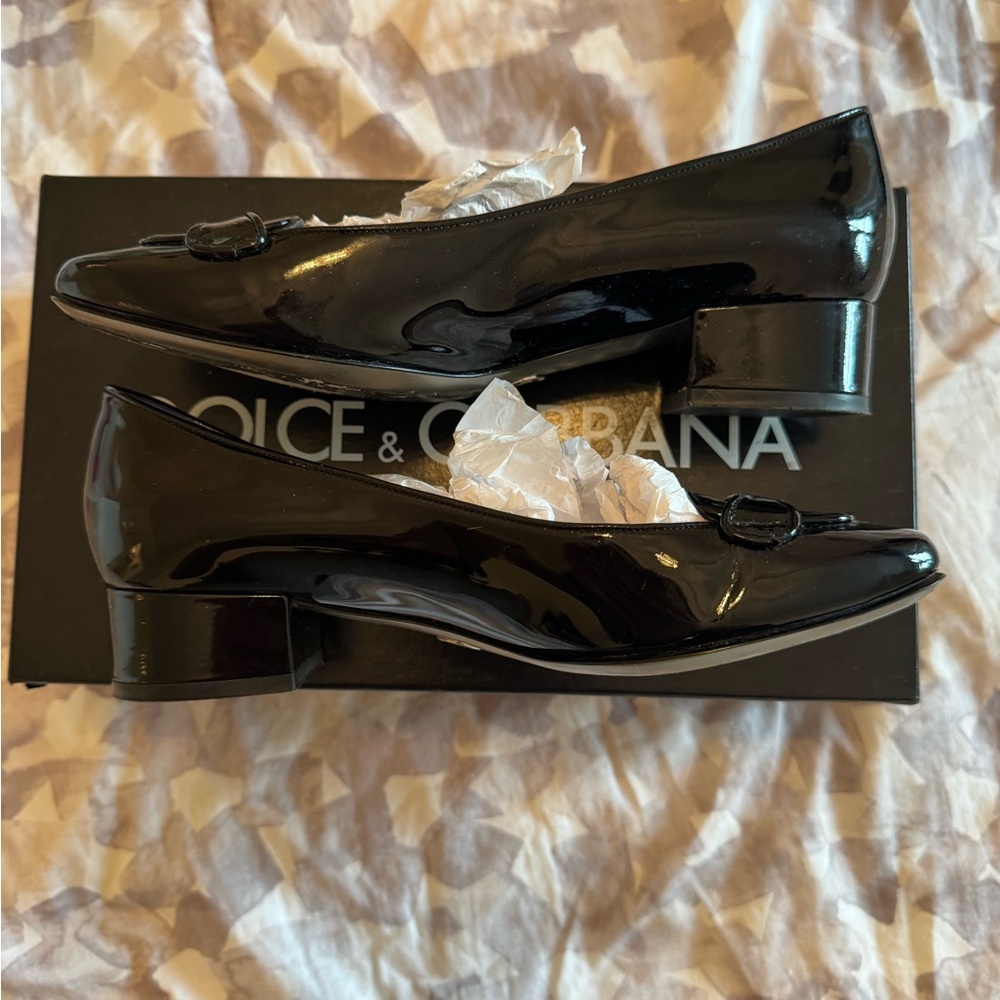 Dolce & Gabbana Shiny Black Loafers